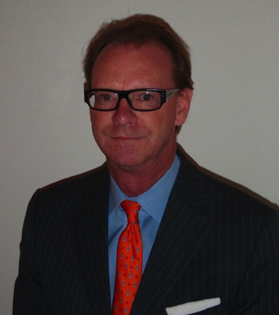 Tim-Burke2-909x1024